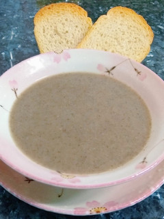 Una foto de Crema ligera de champiñones