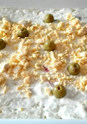 Foto principal de Ensaladilla de merluza y gambas