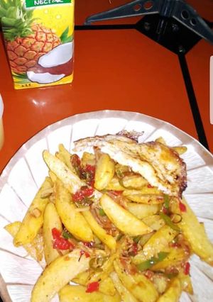 A picture of Chips and egg.