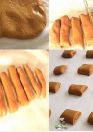 A picture of Condensed Milk Toffee.