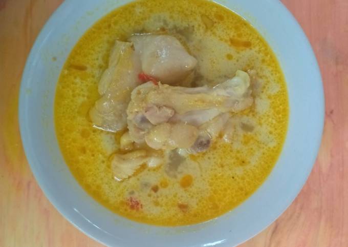 Opor ayam kampung halaman