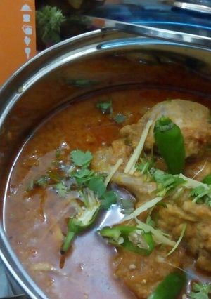 A picture of Chicken gravy.