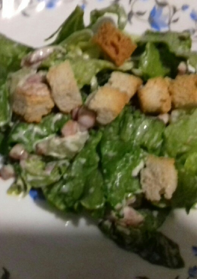 Una foto de Ensalada césar rápida (sin pollo)