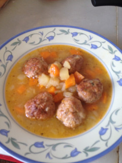 Una foto de Albóndigas con calabacín y zanahoria