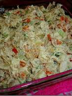 Una foto de Ensalada de pollo fría