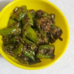 A picture of Instant chatpati green chilly pickle.