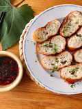 🌱 Bánh Mì Khô Hấp Chấm Nước Tương Dầu Hành Chay