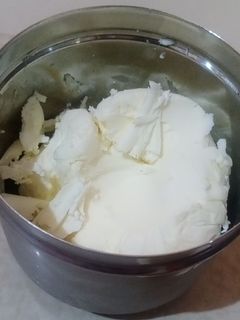 માખણ (Makhan Recipe In Gujarati) રેસીપી મુખ્ય ફોટો