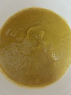 Una foto de Crema de brócoli con calabaza y quesito