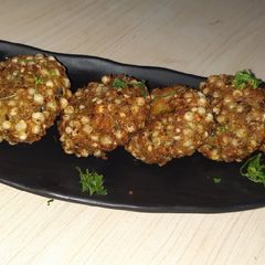 Sabudana Bombs A picture of Sabudana Bombs.