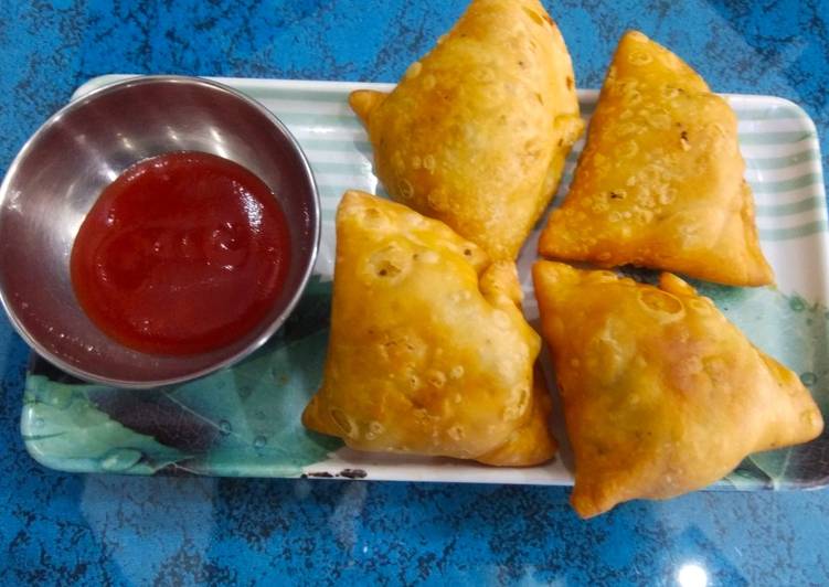 Spicy samosa