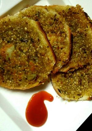 A picture of Sabudana Toast.