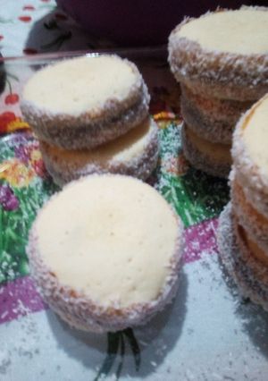 Una foto de Alfajores de maicena