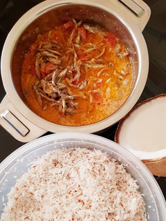 A picture of Omena in coconut juice.