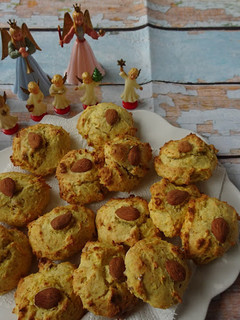 Foto de Broas de batata doce com nozes e amêndoas