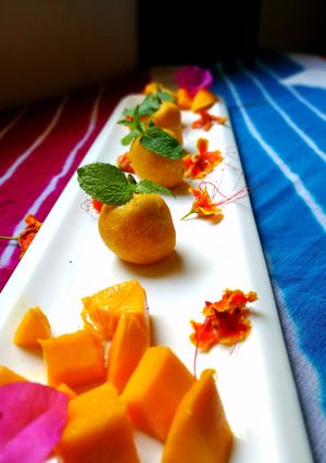 A picture of Mango Sandesh.