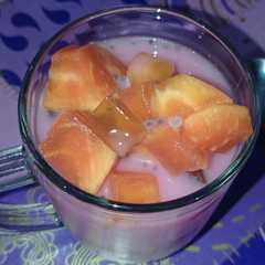A picture of Es buah pepaya.