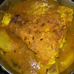 A picture of Omelette curry.