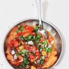 आलू टिक्की चाट রেসিপির প্রধান ছবি