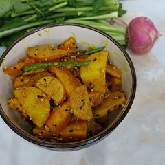 A picture of Turnips or Shalgam Pickle.