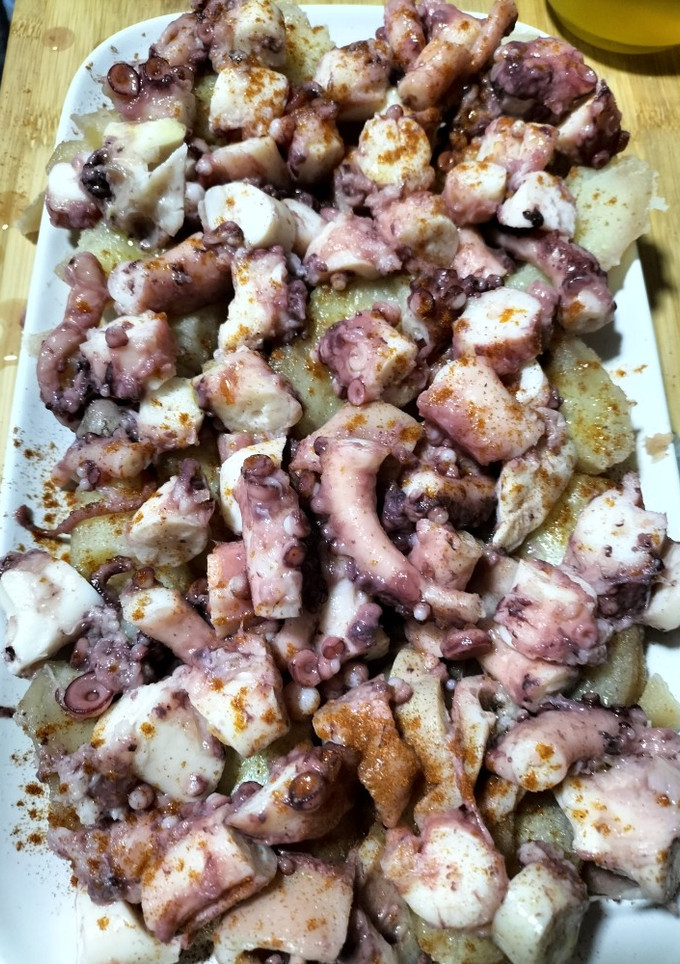 Una foto de Pulpo a la gallega con cachelos