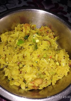 A picture of Aloo poha.