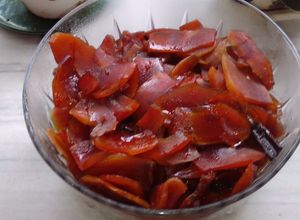 Una foto de Dulce de lechosa (papaya)