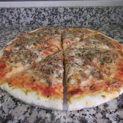 Pizza de atún Receta de Hoy tenemos para comer- Cookpad