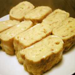 A picture of Golden Japanese Rolled Omelet (Tamagoyaki) from the Egg Shop.