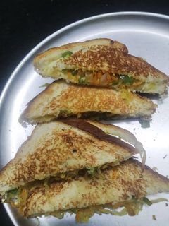 வெஜ் சீஸ் சாண்ட்விச் செய்முறை முக்கிய புகைப்படம்