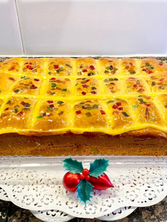 Una foto de Pastel de Navidad relleno con crema