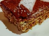 Mattonella con biscotti secchi al caffè