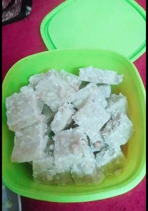 मूंगफली दाने की बर्फी (Mungfali dane ki barfi recipe in Hindi) रेसिपी मुख्य फोटो