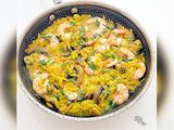 One pot orzo/poireau/champignons et crevettes au curry