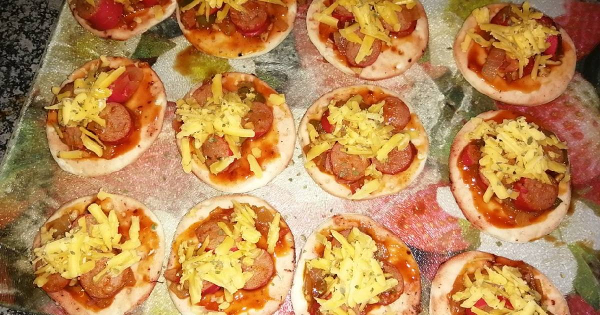 Cocktail Pizza's Recipe by Aqilah Lakay Cookpad