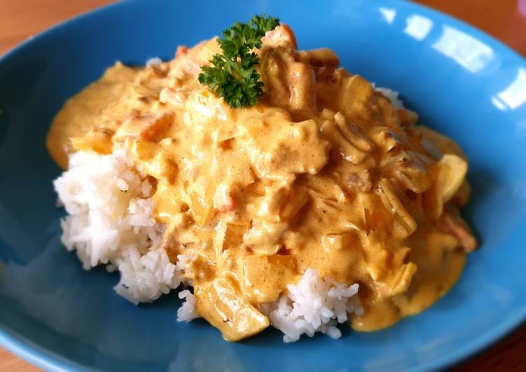 Steps to Prepare Favorite Yellow tuna curry