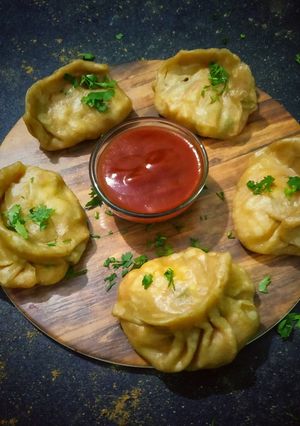 A picture of Wheat Flour Paneer Momos.
