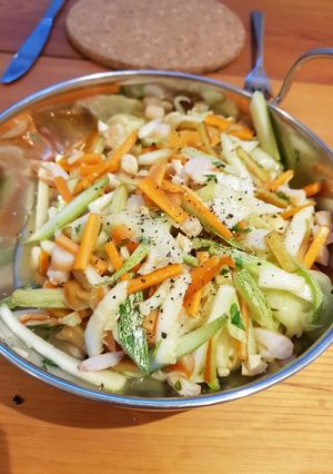 A picture of Courgette salad.