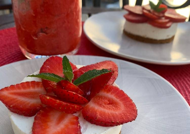 Guide étape par étape à Préparer Fait maison Tarte aux fraises et spéculos sans cuisson