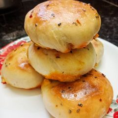 A picture of Pizza Bombs.