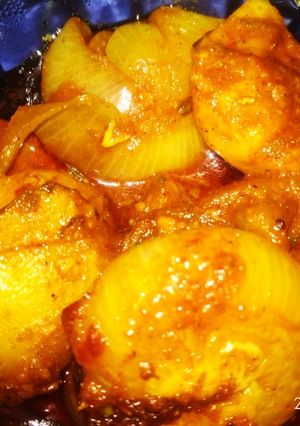 કાંદા બટાકા નું શાક(Kanda Bataka Shak Recipe In Gujarati) રેસીપી મુખ્ય ફોટો
