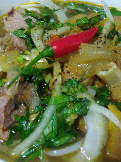 Hình của món Bún bò giò heo - phiên bản siêu dễ.