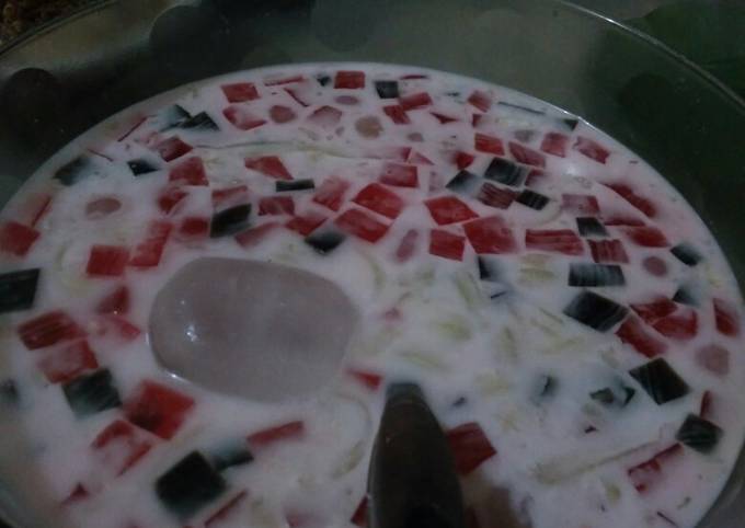Es campur santan susu buat buka puasa