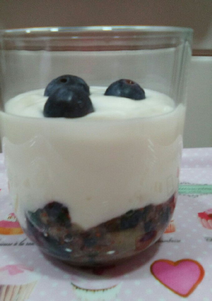 Una foto de Vasito de arándanos y yogur