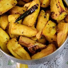 A picture of Raw Banana Fry.