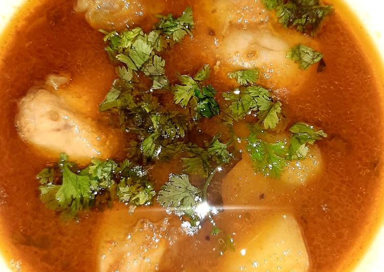 Recipe of Super Quick Homemade Chicken curry with potato and peas(chicken Aalu Matar) #mycookbook