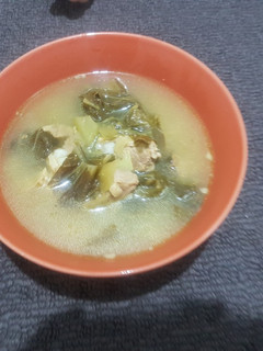 Foto resep Sop tulang babi lunak dan sayur asin (non-halal)
