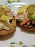 Sopes Topy's Kitchen Style 🫓🥗🥑🧀🌶️