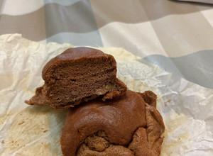 A picture of Cocoa banana souffle cake (no added sugar).