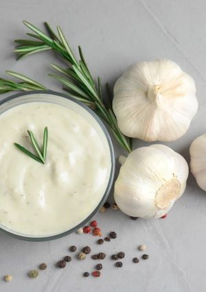 Una foto de Salsa de ajo